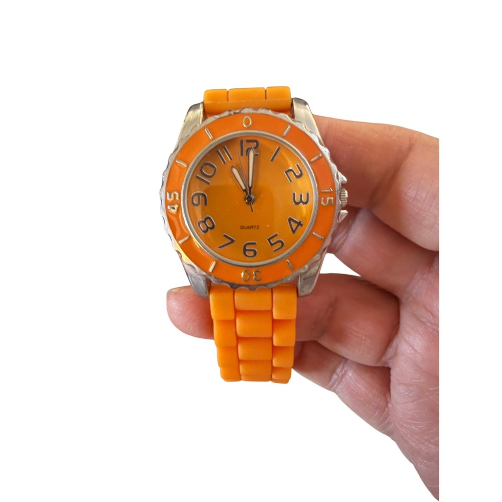 Bright Orange Accutime Quartz Watch Silicone Band Analog Casual Sporty Style‎